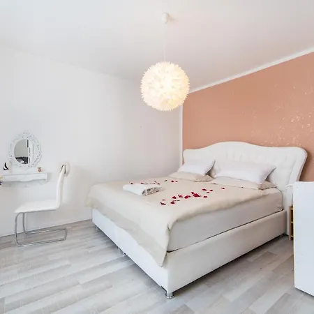 Holiday Peaceful Oasis Drvenik (Split-Dalmatia)